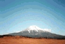 高原からの冬の富士山
