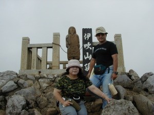 ���{������