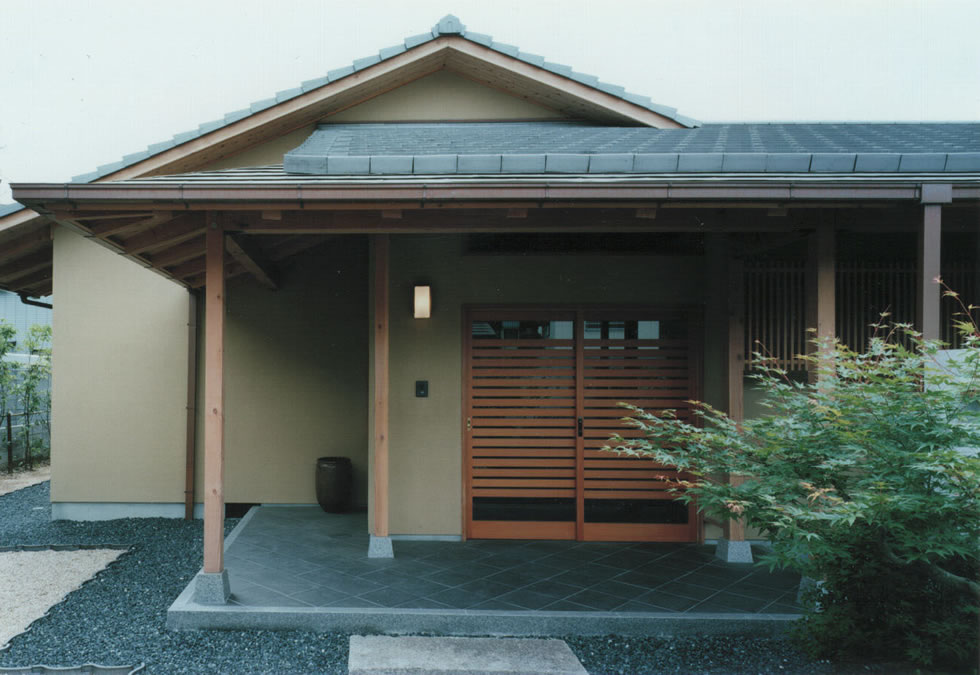 川元明春プロフィール KAWAMOTO Akiharu